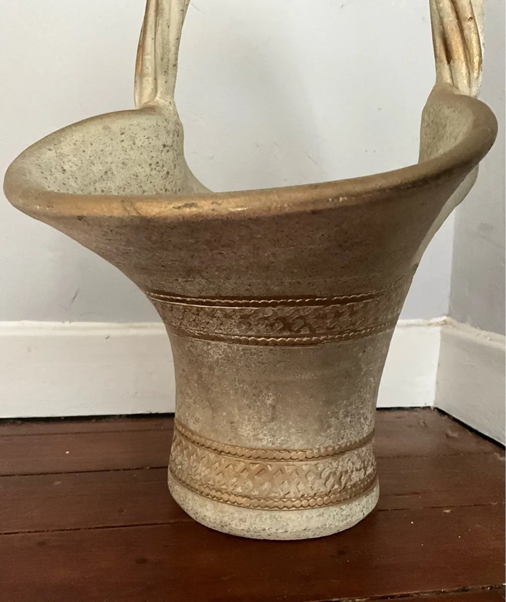 Large Vintage Stoneware Flower/Plant Basket - Image 4