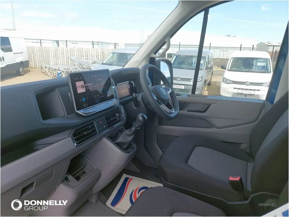 Volkswagen Crafter 2.0 TDI 140PS Commerce High Ro - Image 2