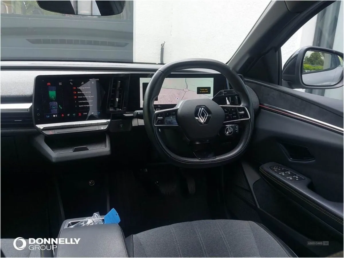 Renault Megane E-tech Ev60 160kW Techno 60kwh Opt - Image 4