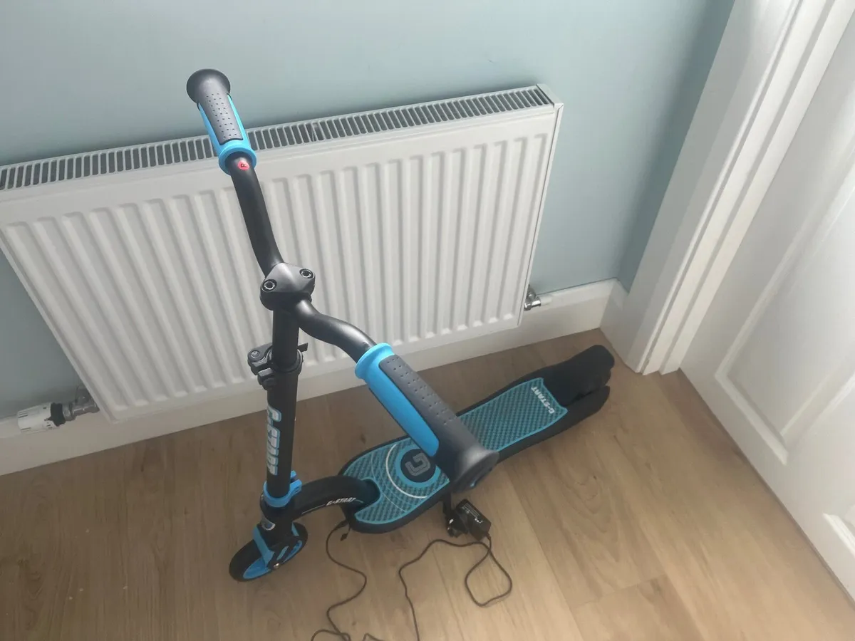 Elect scooter - Image 1