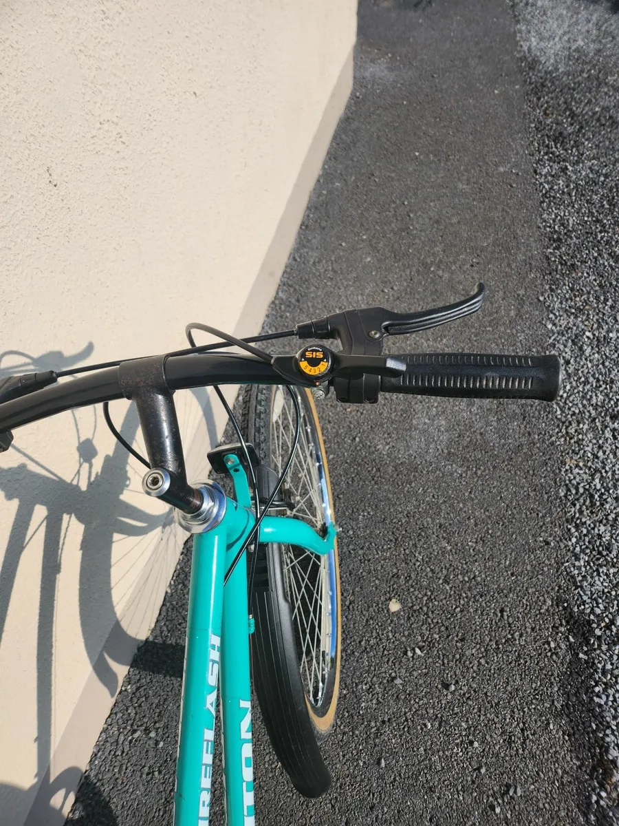 Mountain Bike - Image 3