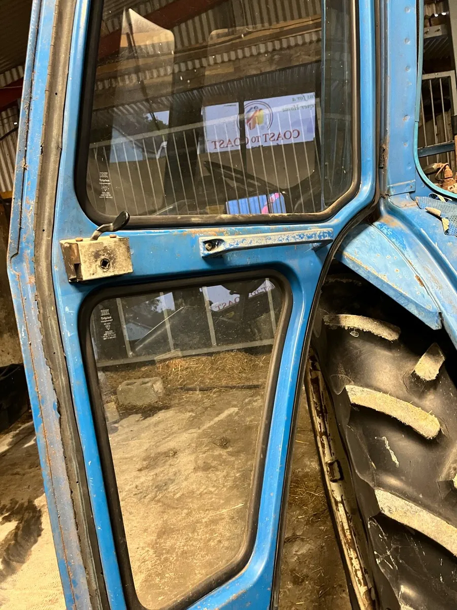 Ford 4600 - Image 4
