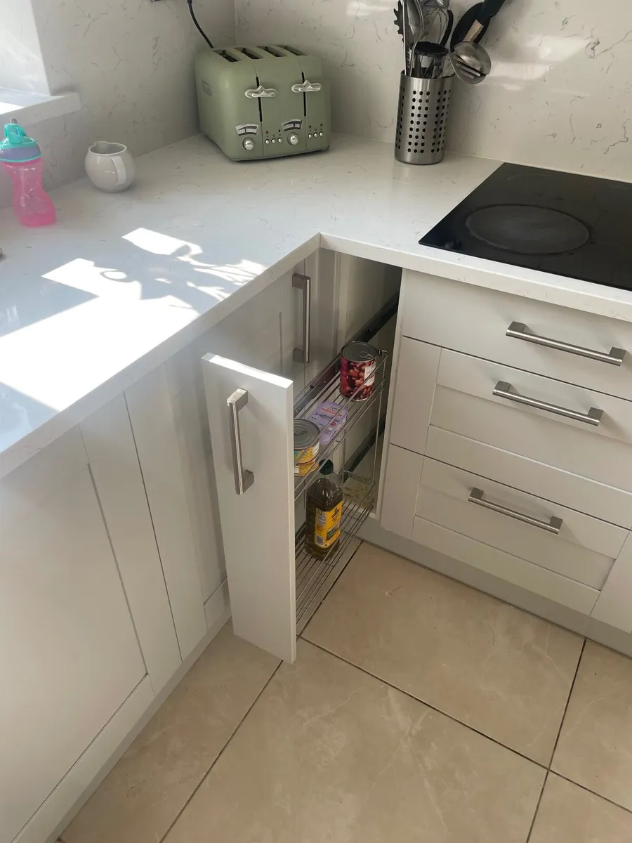 Kitchen - Image 4