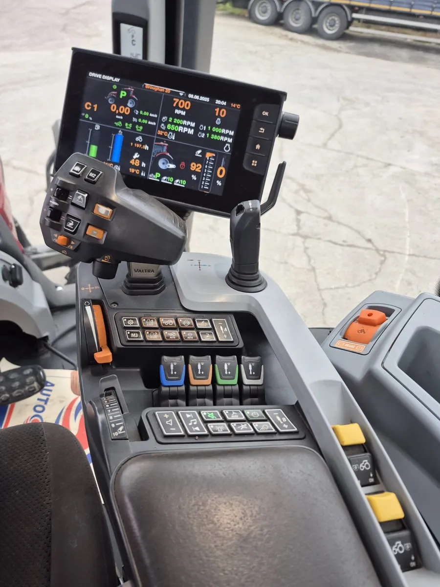 2030 Valtra T234 Versu - Image 2