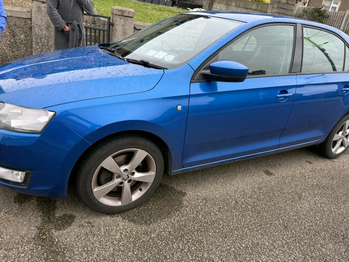 Skoda Rapid 1.6 - Image 4