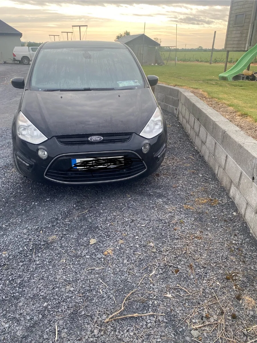 Ford S-Max 2011 - Image 1