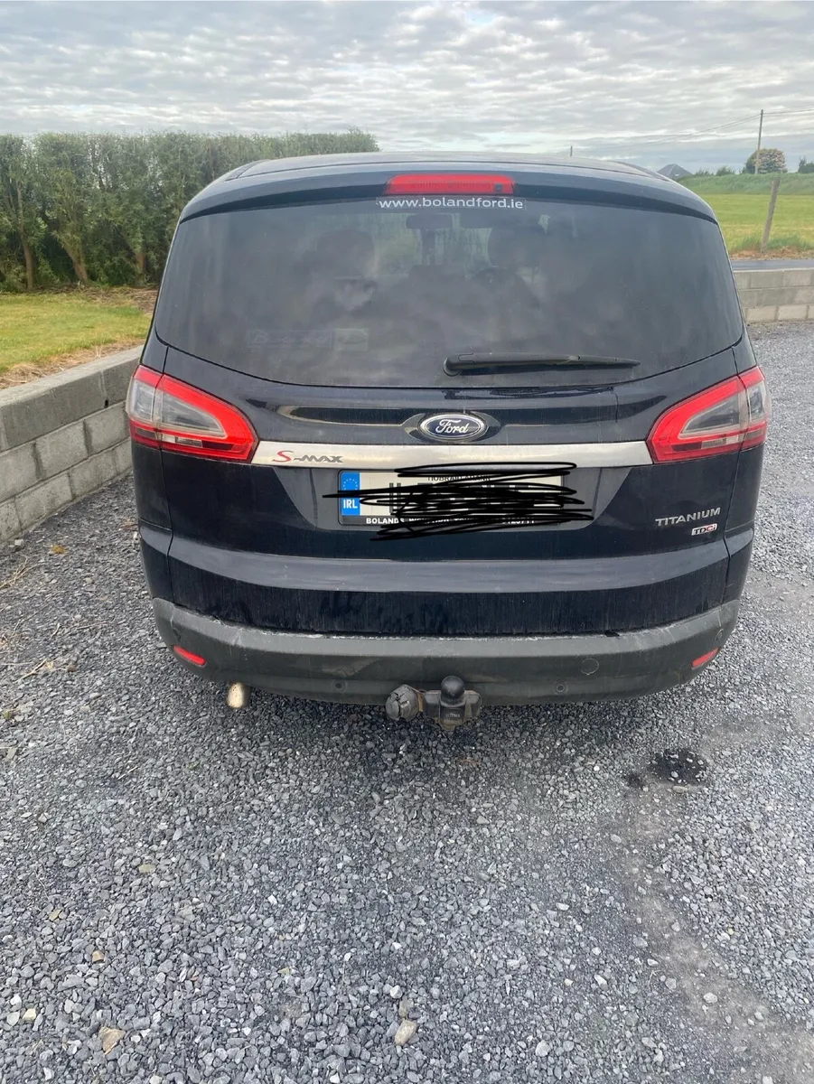 Ford S-Max 2011 - Image 2