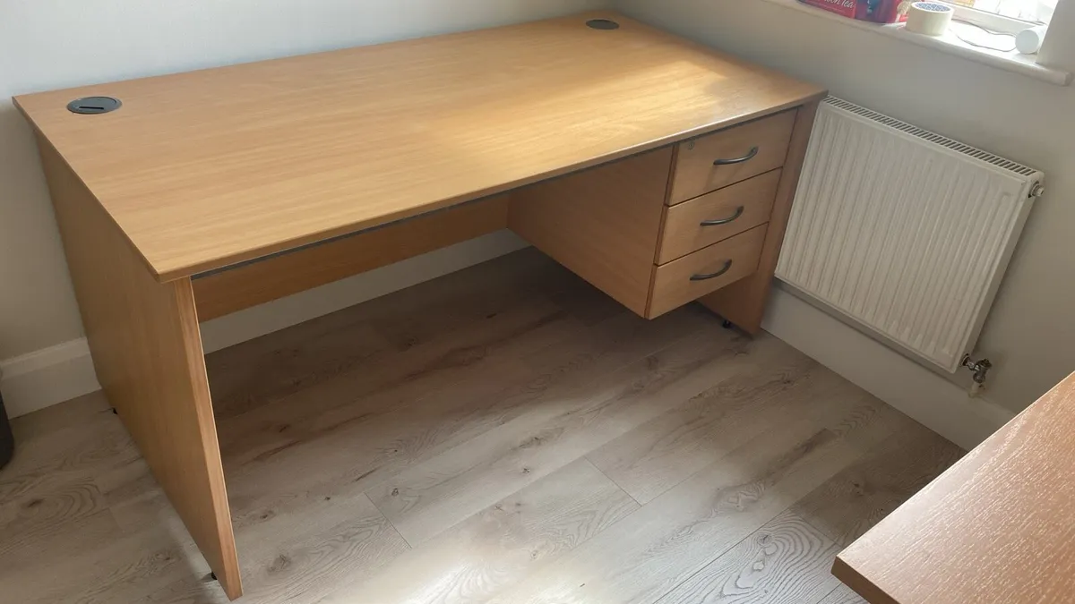 Office Desk - Image 1