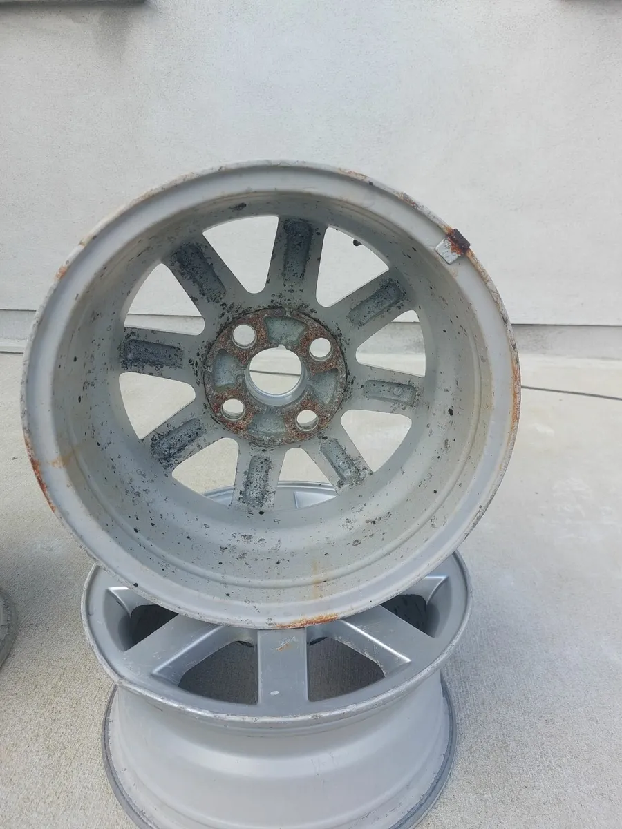 Ford Alloy Wheels - Image 2
