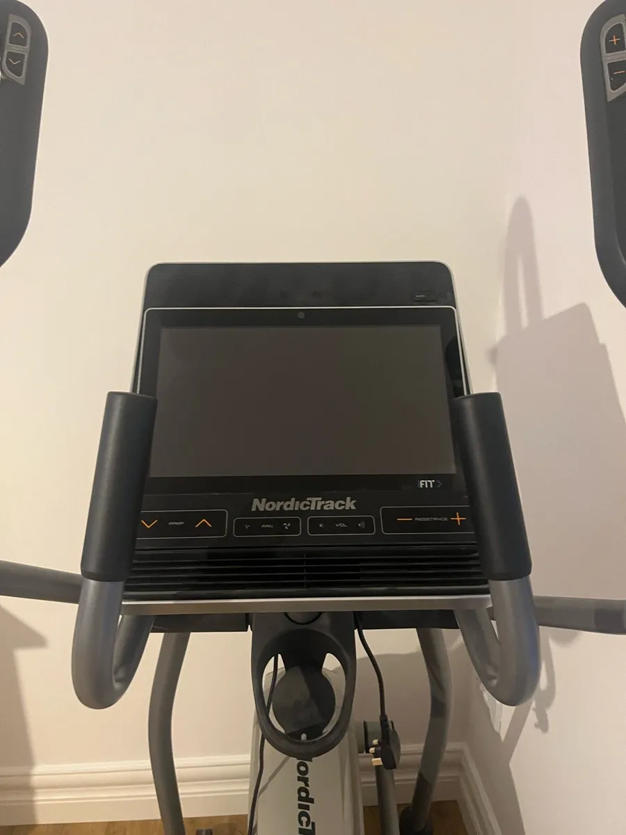 NordicTrack Elliptical Trainer - Image 4