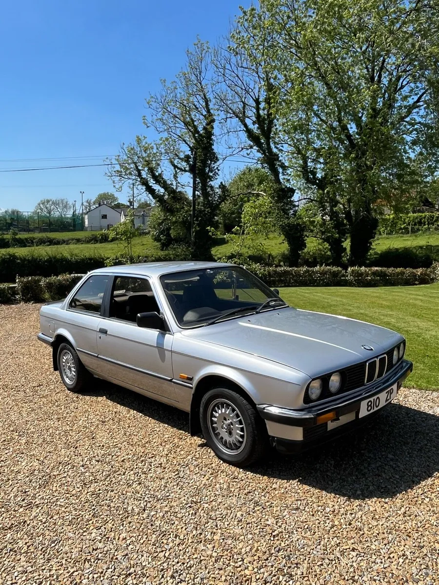 1985 BMW E30 1.8 – Irish 2-Door – Chrome Bumper - Image 4