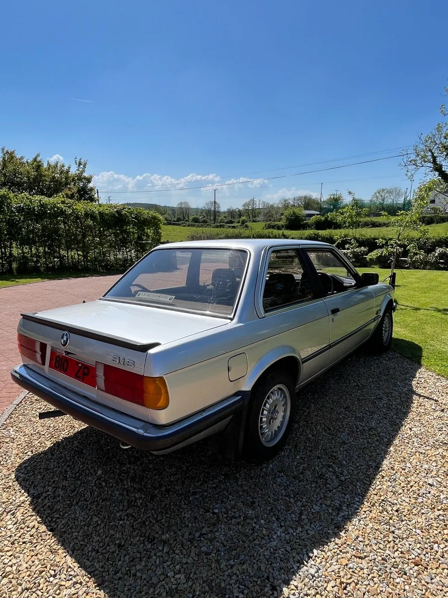 1985 BMW E30 1.8 – Irish 2-Door – Chrome Bumper - Image 2