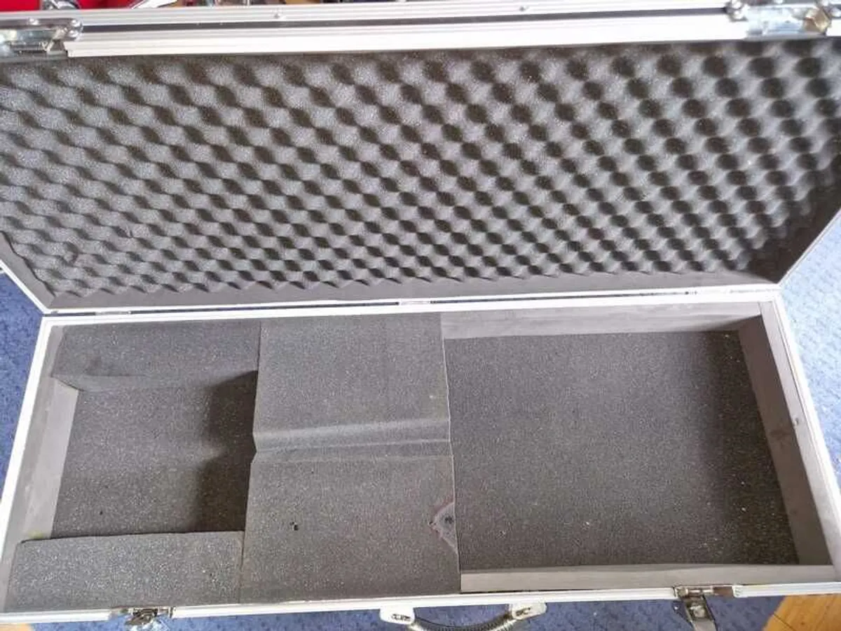 Flight Case  Guitar - Image 2