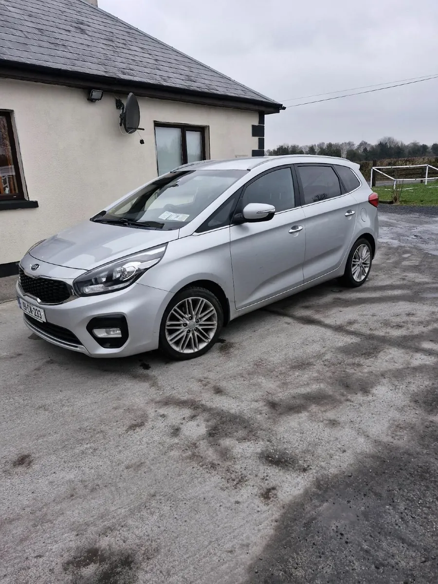 Car - Image 2