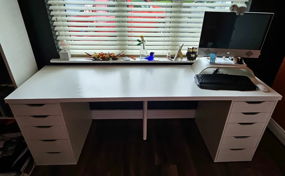 Office desk - Image 2