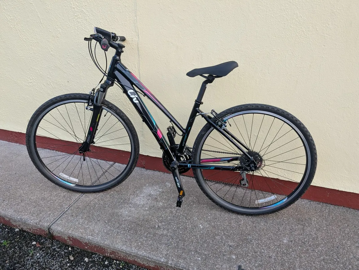 Giant Liv Rove 2 Hybrid bike (ladies) - Image 1