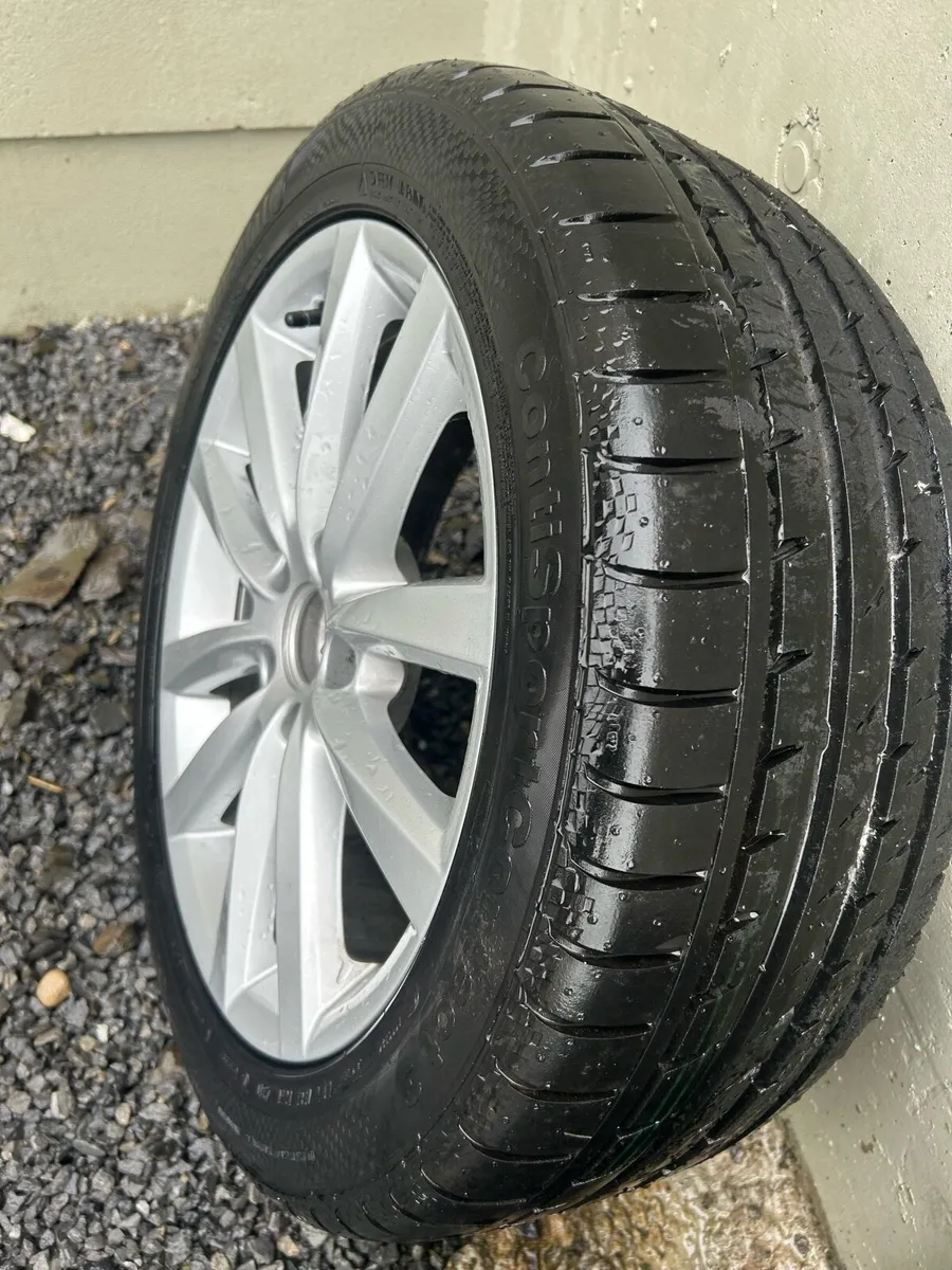 4 Alloys  4 x 108   1 Passat alloy - Image 4
