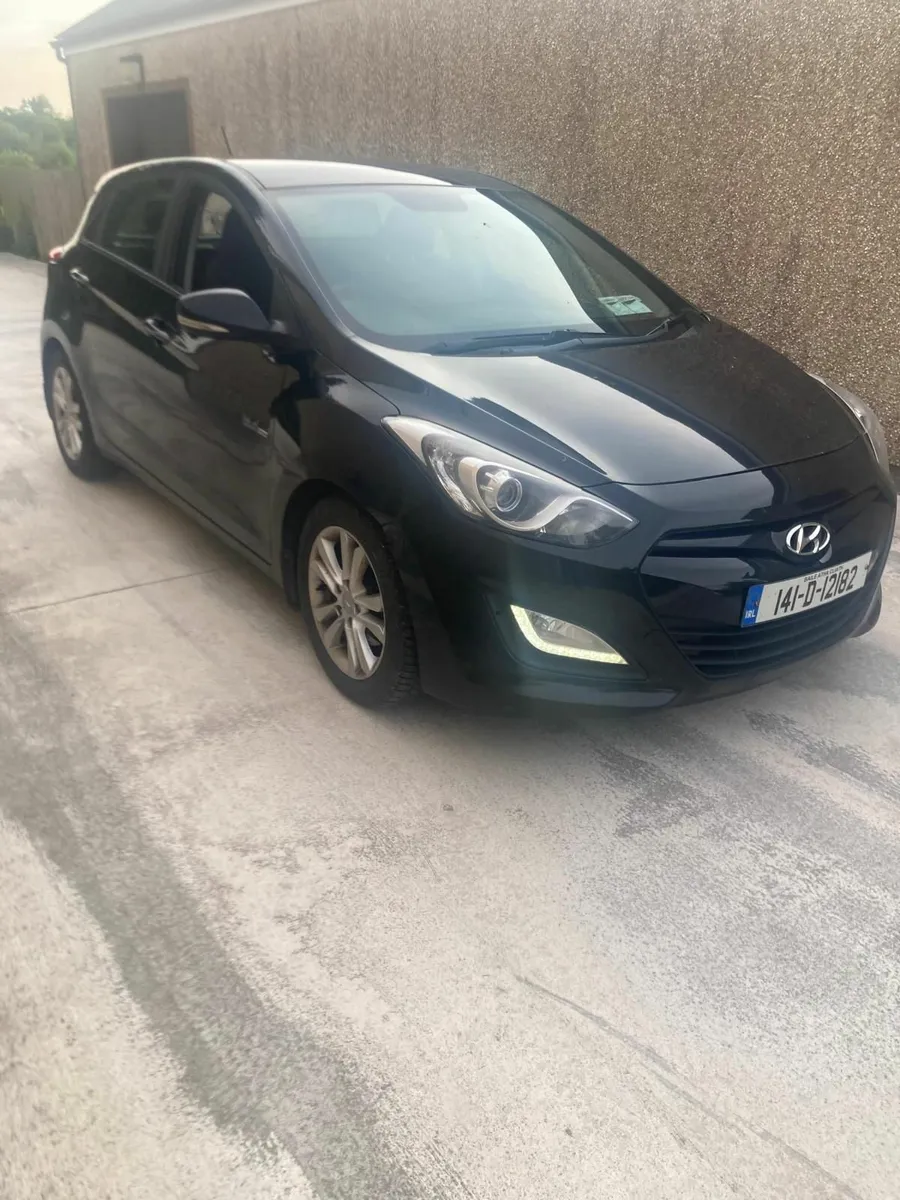 141 Hyundai i30 NCT+Taxed - Image 3
