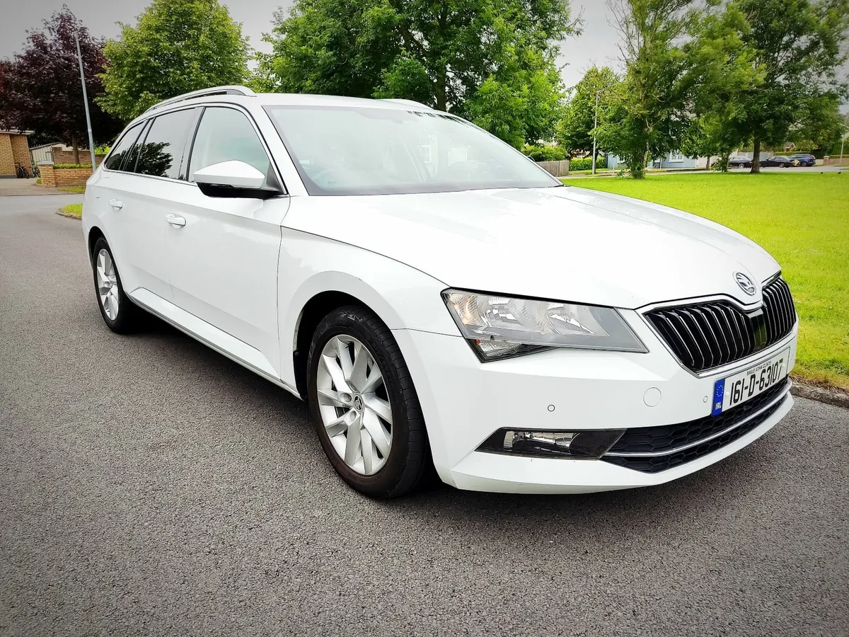 Skoda Superb 2016 - Image 1