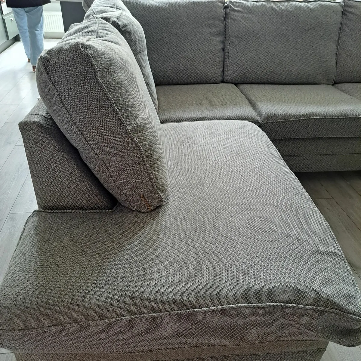 L shaped couch - Image 3