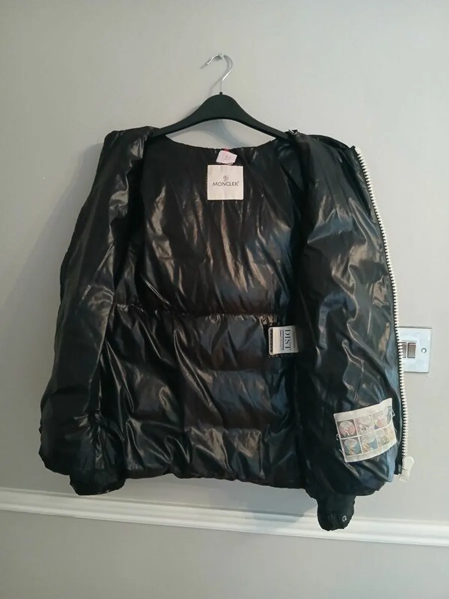 Moncler boys jacket - Image 4