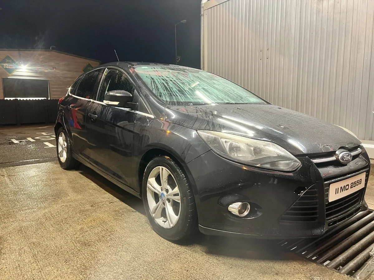 Car - Image 1
