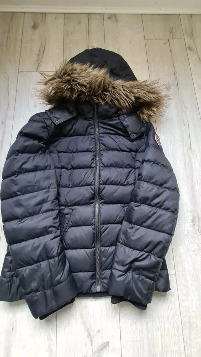 Womens tommy hilfiger jacket - Image 1