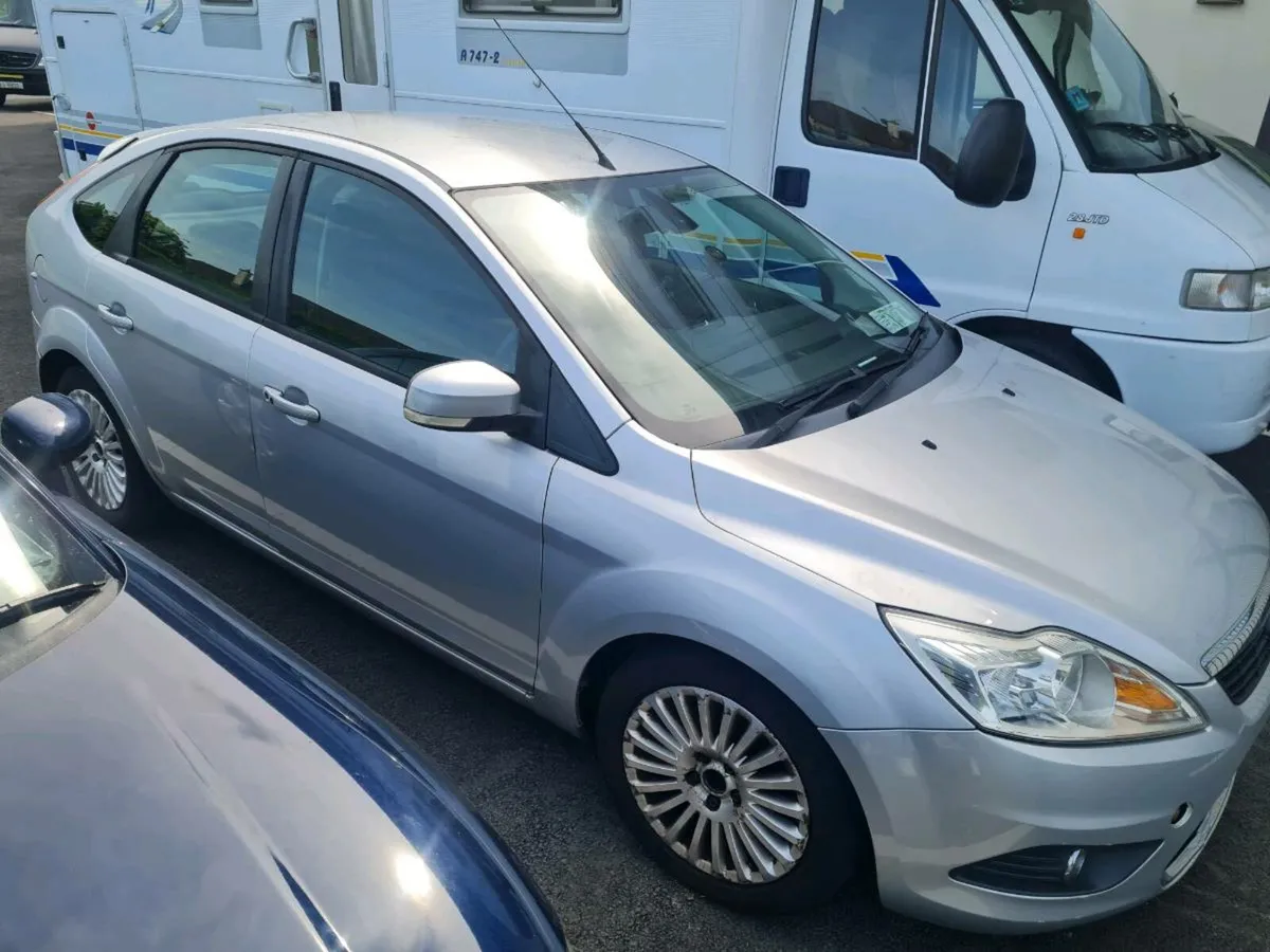 Ford Focus - Image 2