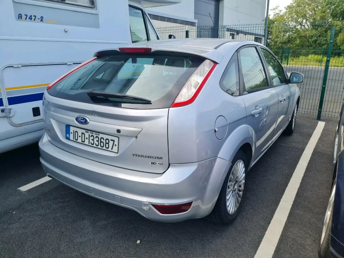 Ford Focus - Image 4
