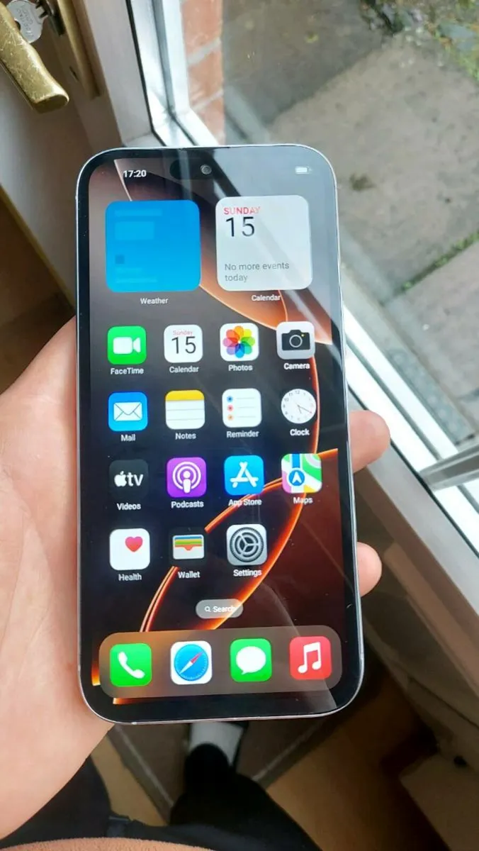 Iphone 16 pro copy - Image 2