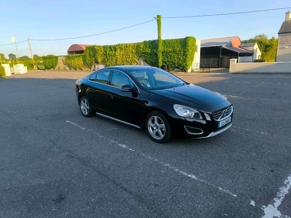 Volvo S60 2L D3 2011 - Image 1