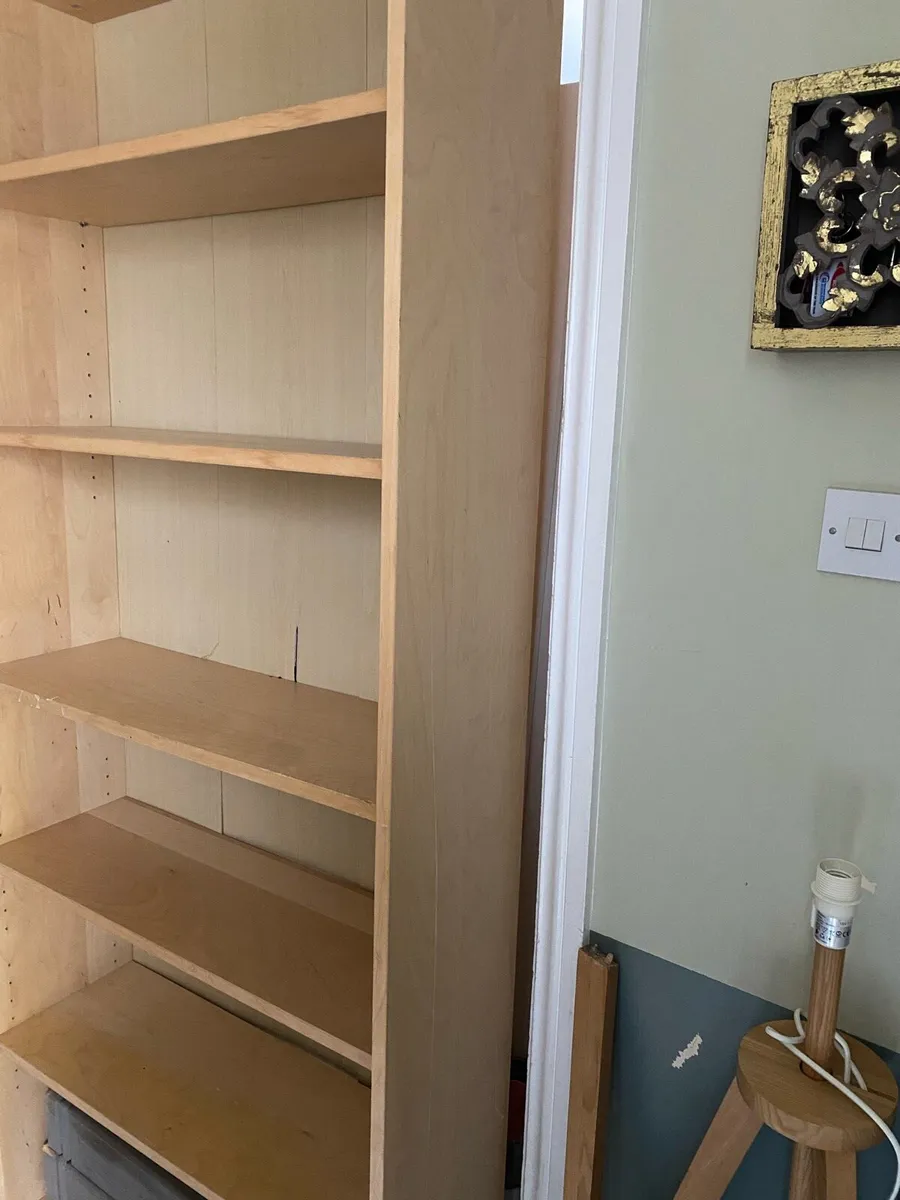 Tall bookshelf - Image 2
