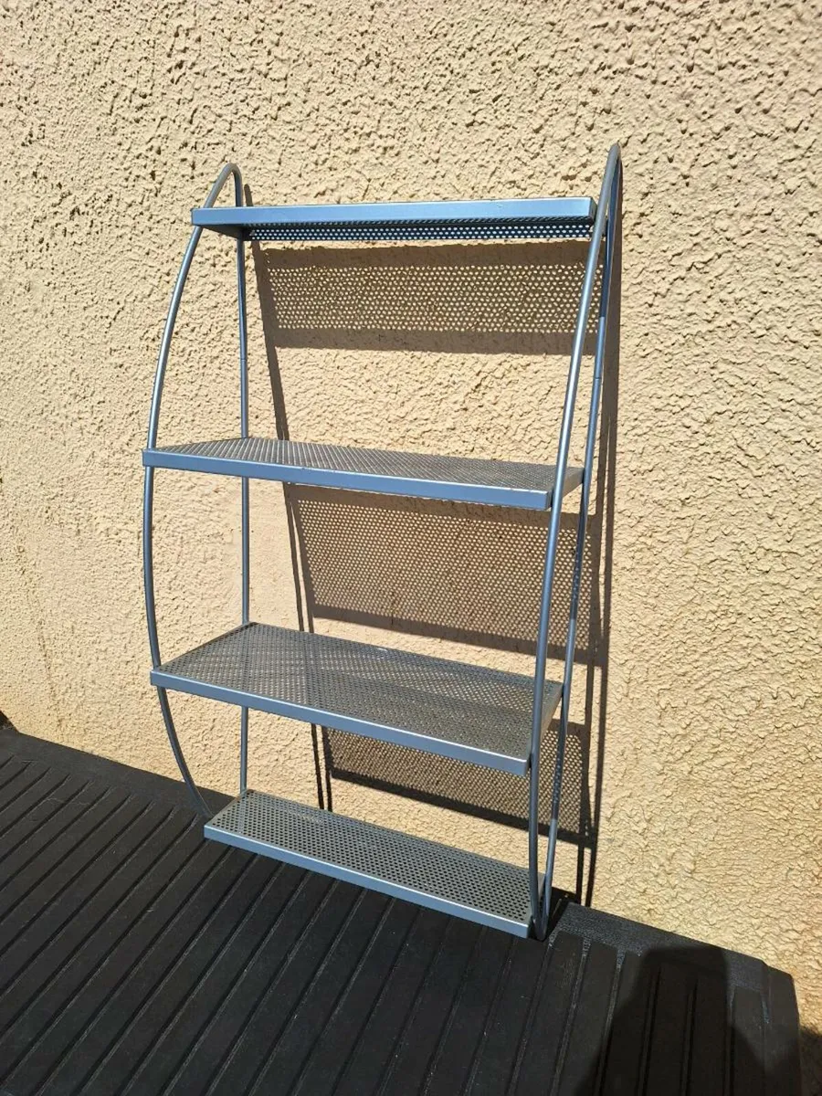 Neat metal shelving unit read dimensions