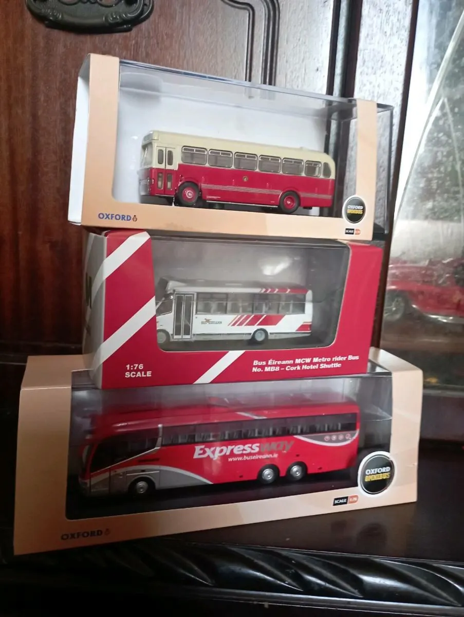 IRISH TRANSPORTS DIE-CAST MODLES BUSES - Image 1
