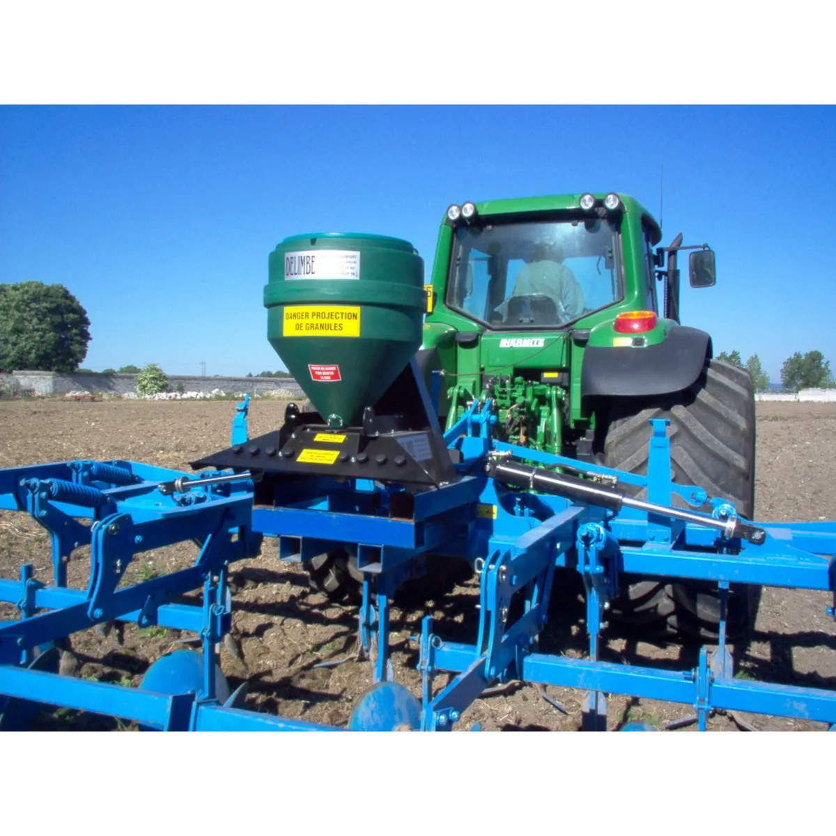 NEW DELIMBE  SEED APPLICATOR & SLUG PELLET - Image 1
