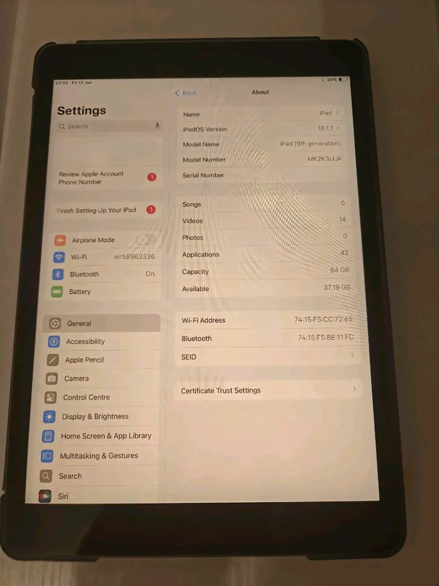 iPad 9th Gen - Image 3