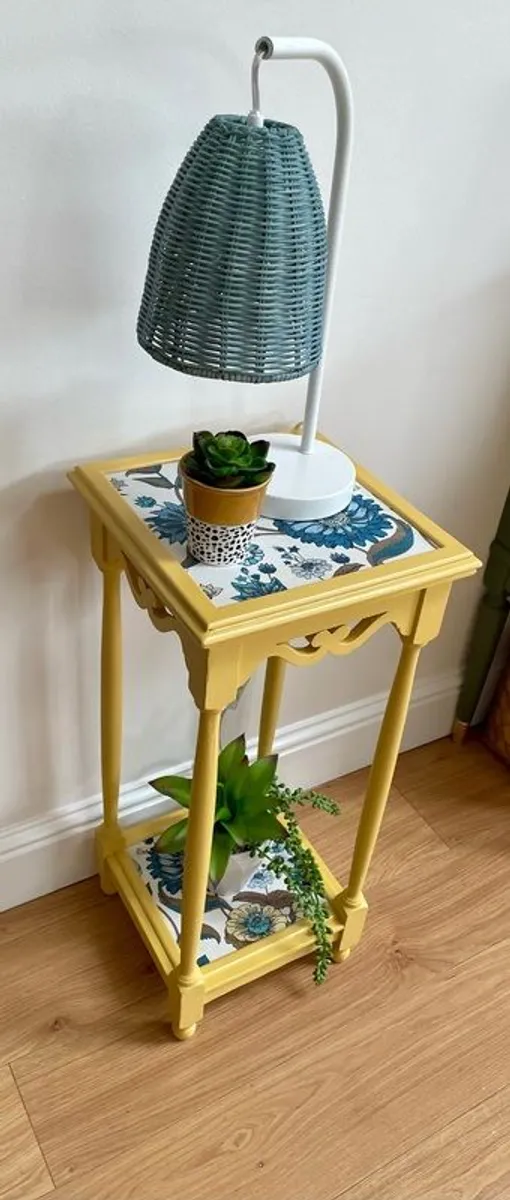 side table/plant stand - Image 2