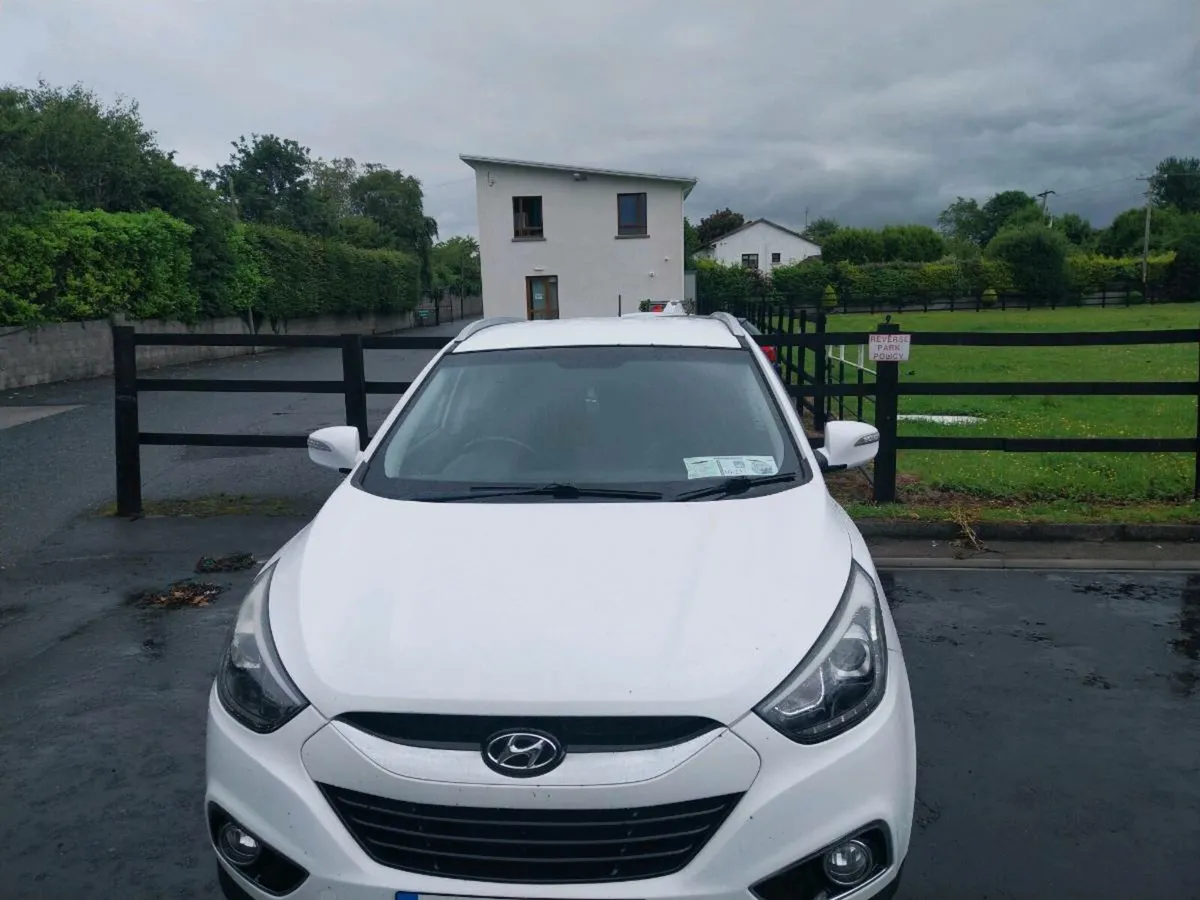 Car - Image 2