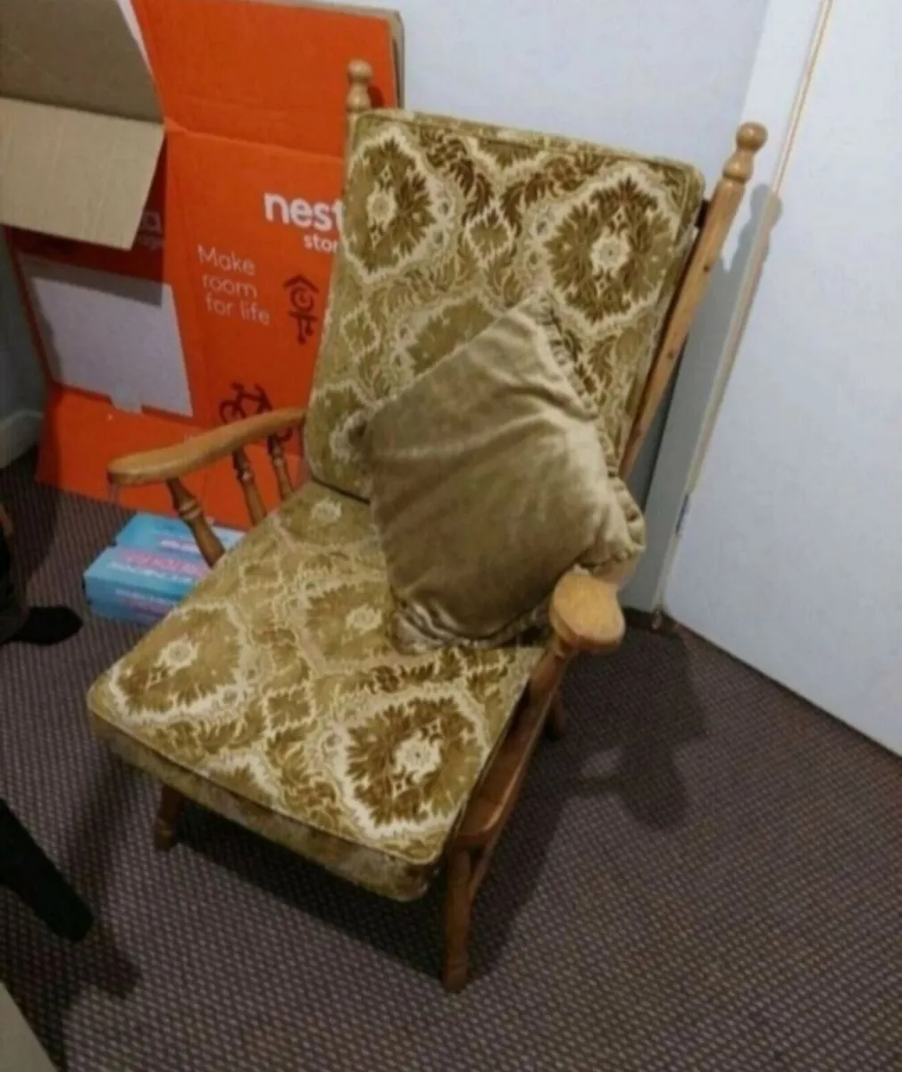 Chair Wooden - Image 3