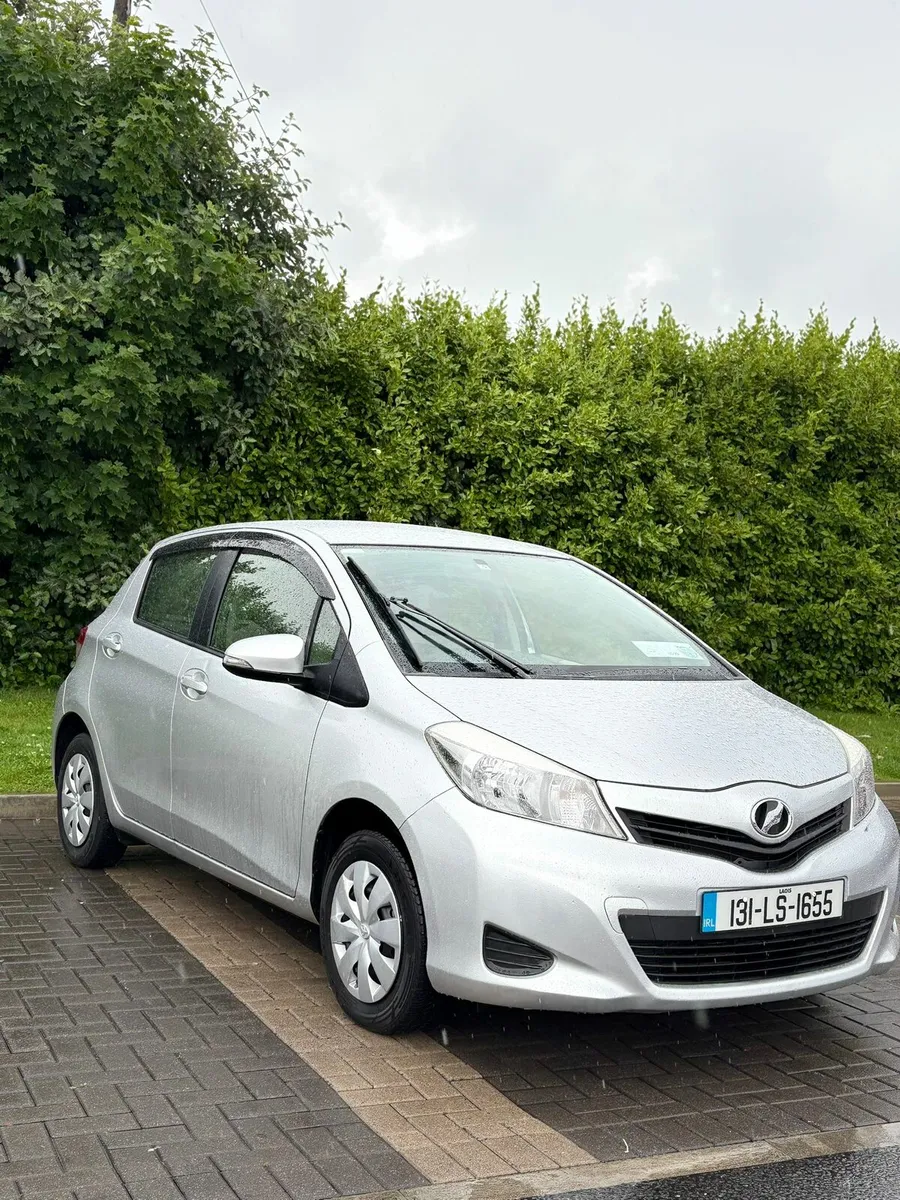 TOYOTA VITZ 2013 1.0 LTR AUTOMATIC - Image 2