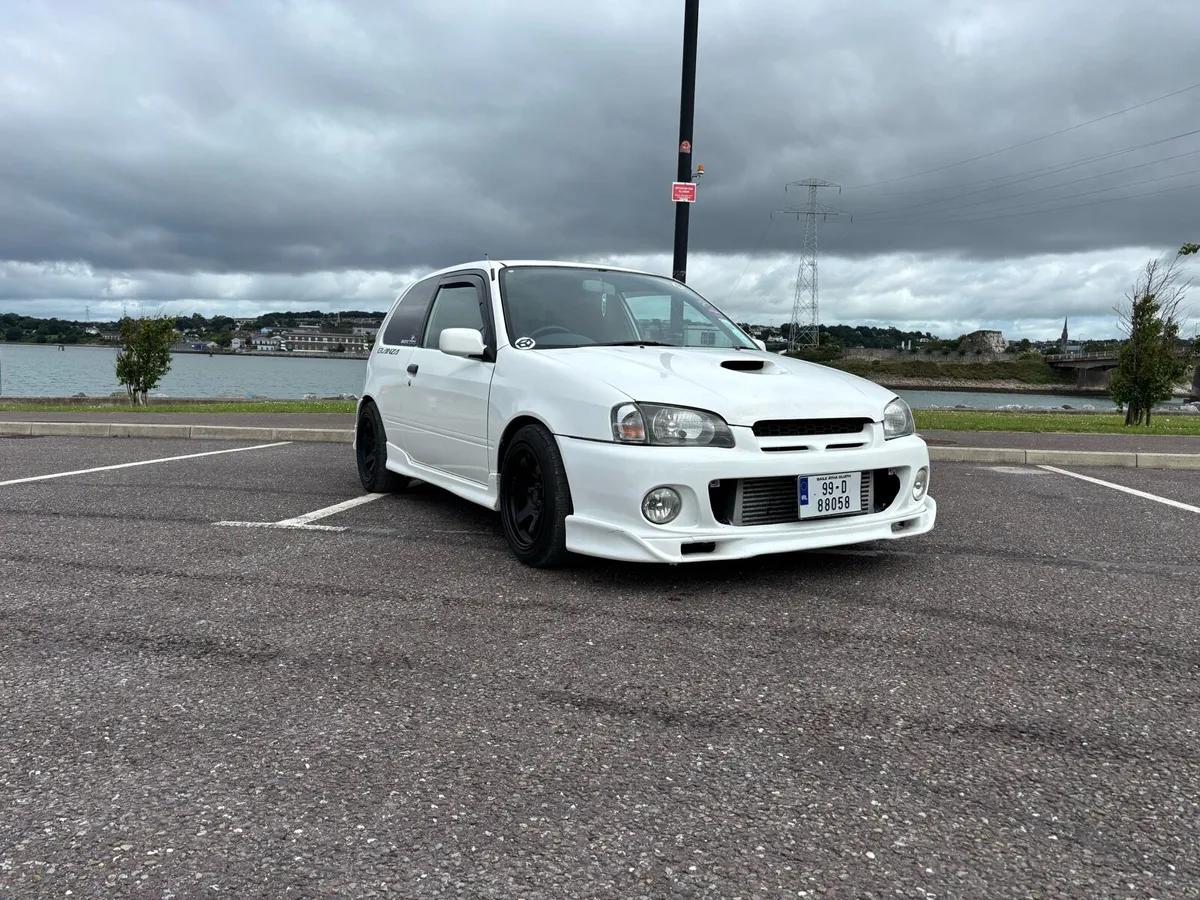 Toyota Glanza V - Image 2