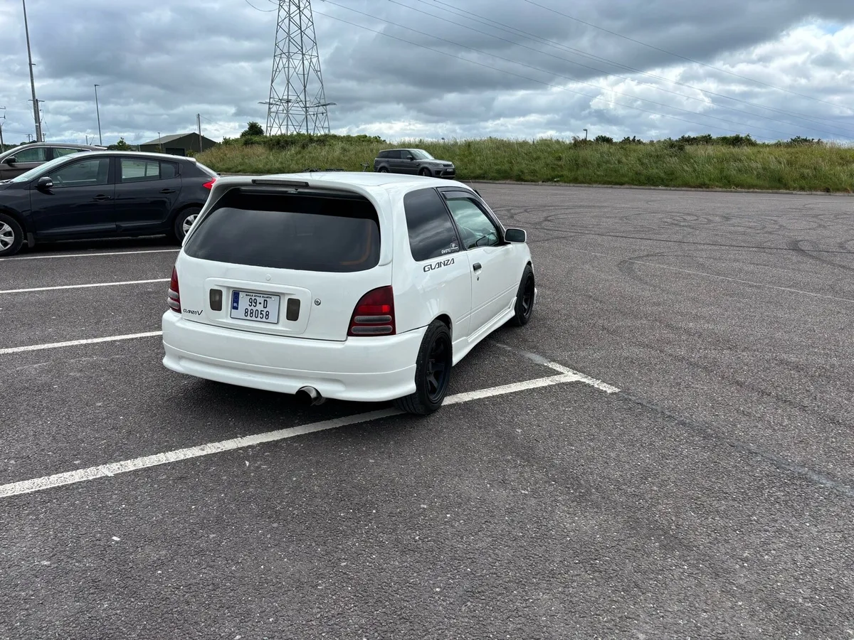Toyota Glanza V - Image 4