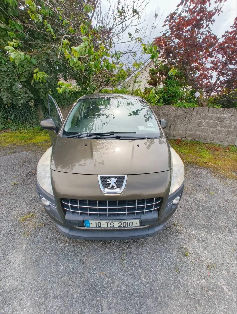 Peugeot 3008 2010 - Image 1