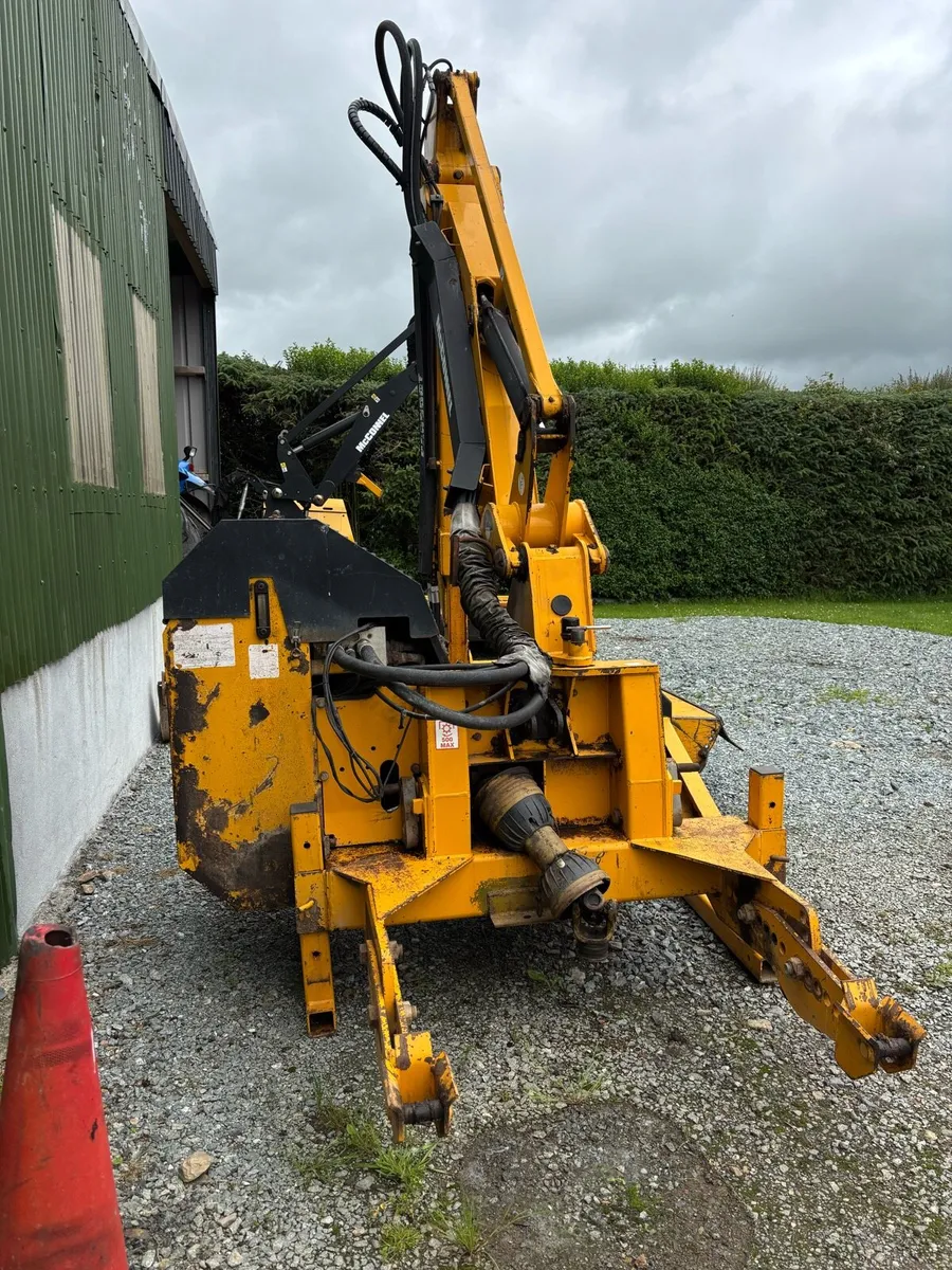 McConnell 6500T Hedgecutter - Image 3