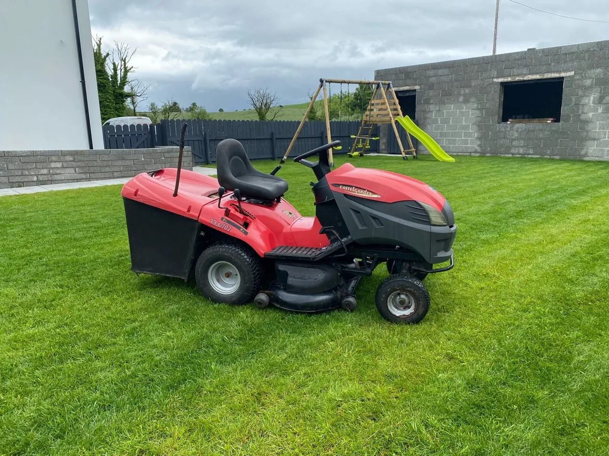 Ride on lawnmower - Image 4
