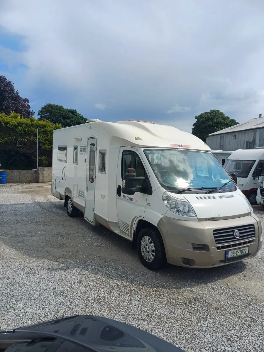 Camper - Image 4