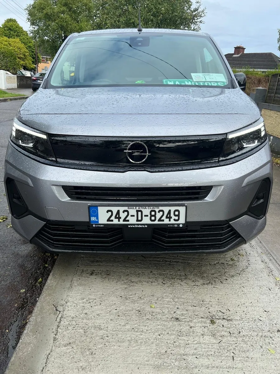 242 Opel combo sportive - Image 2