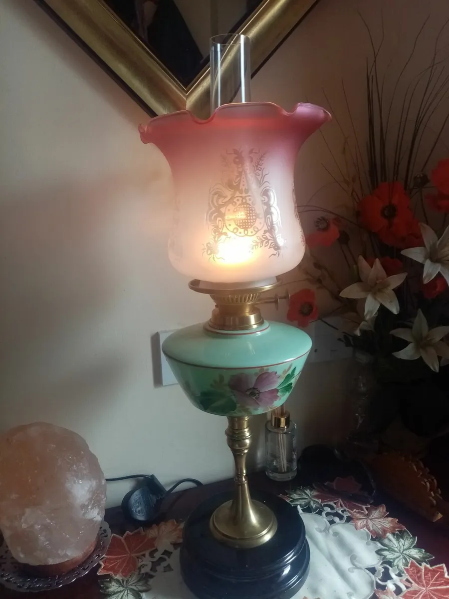 Victorian Oil Lamp - Image 1