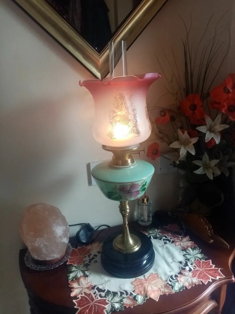 Victorian Oil Lamp - Image 2