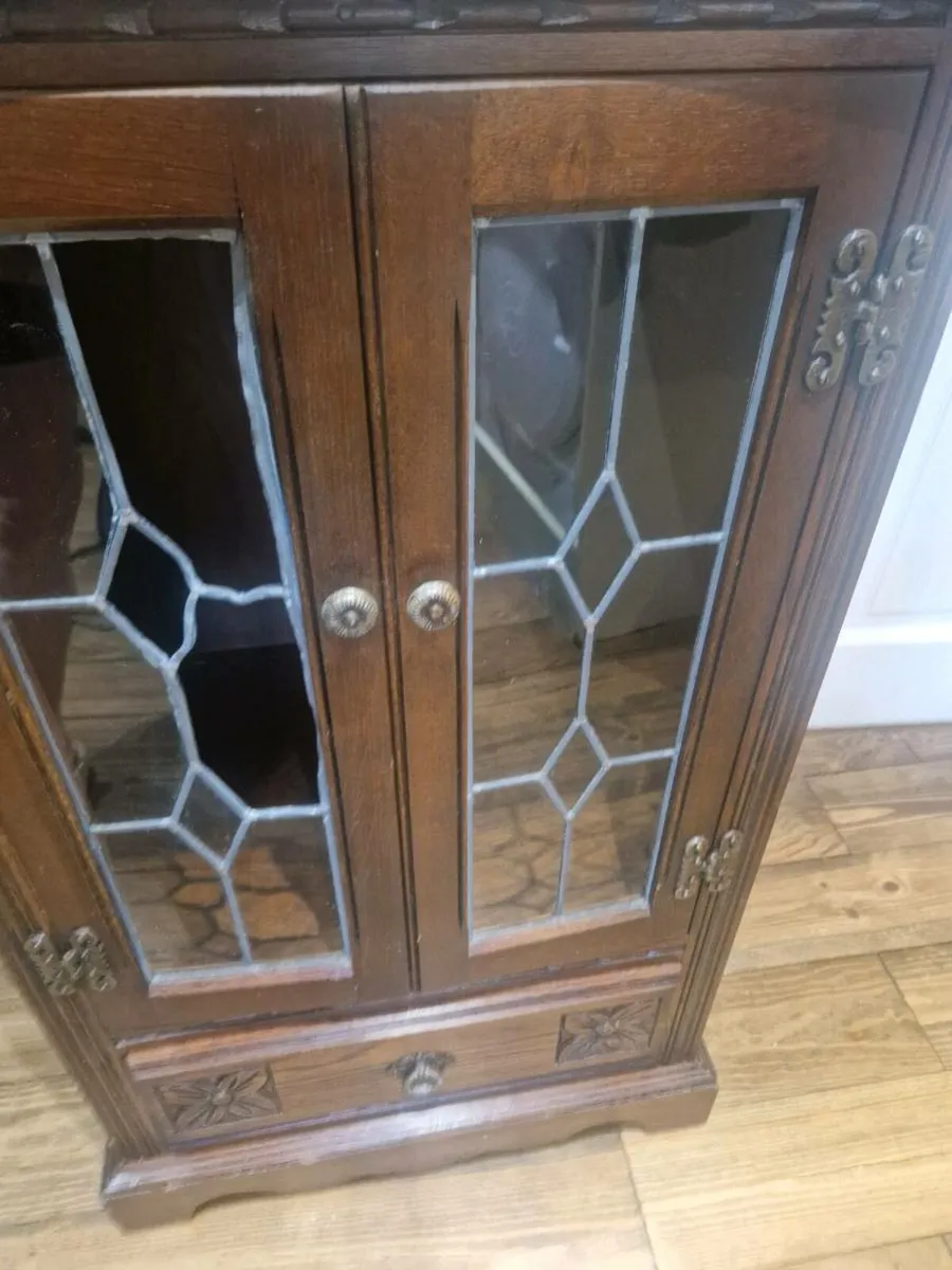 Cabinet - Image 4
